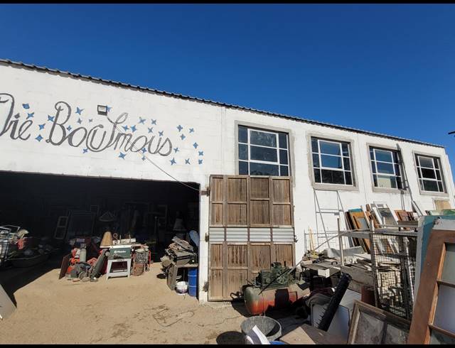 1,556M² WORKSHOP FOR SALE IN HOPEFIELD